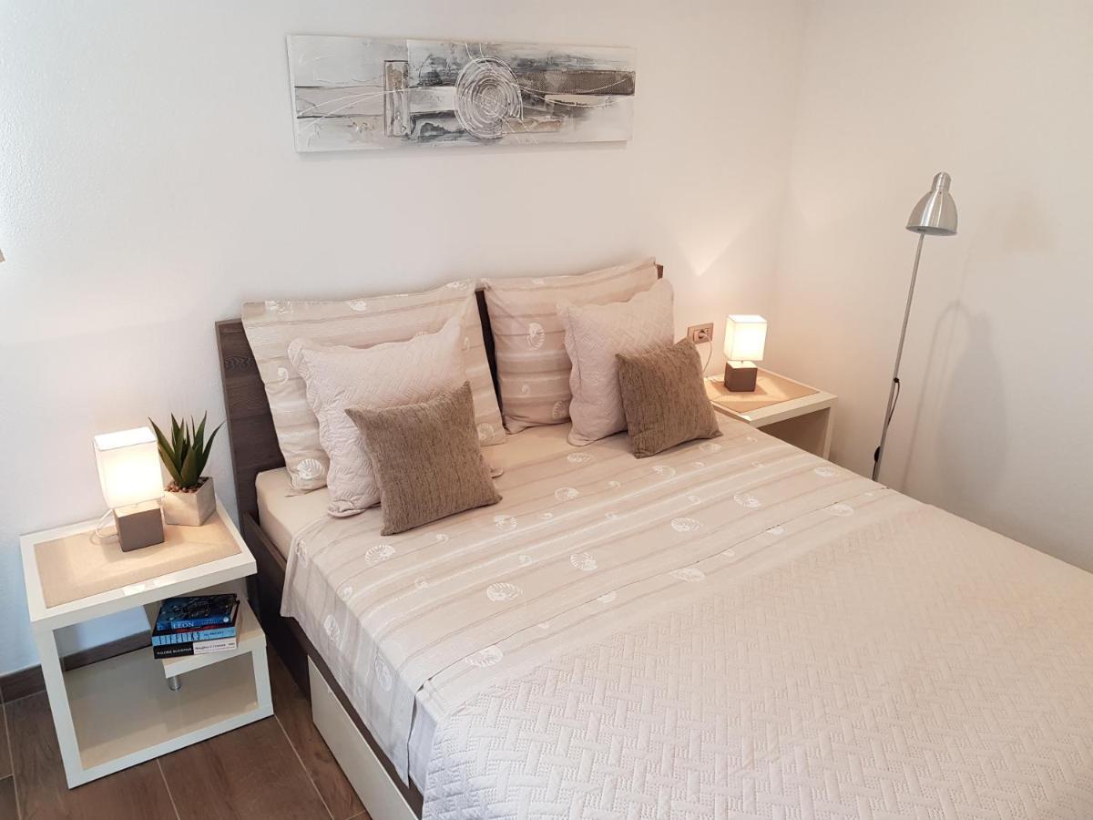 Apartments Huljic Hvar Town Bagian luar foto