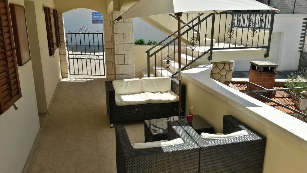 Apartments Huljic Hvar Town Bagian luar foto