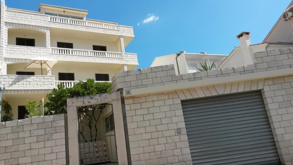 Apartments Huljic Hvar Town Bagian luar foto